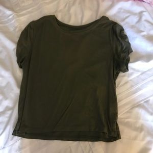 AE Short Sleeved Crop Top